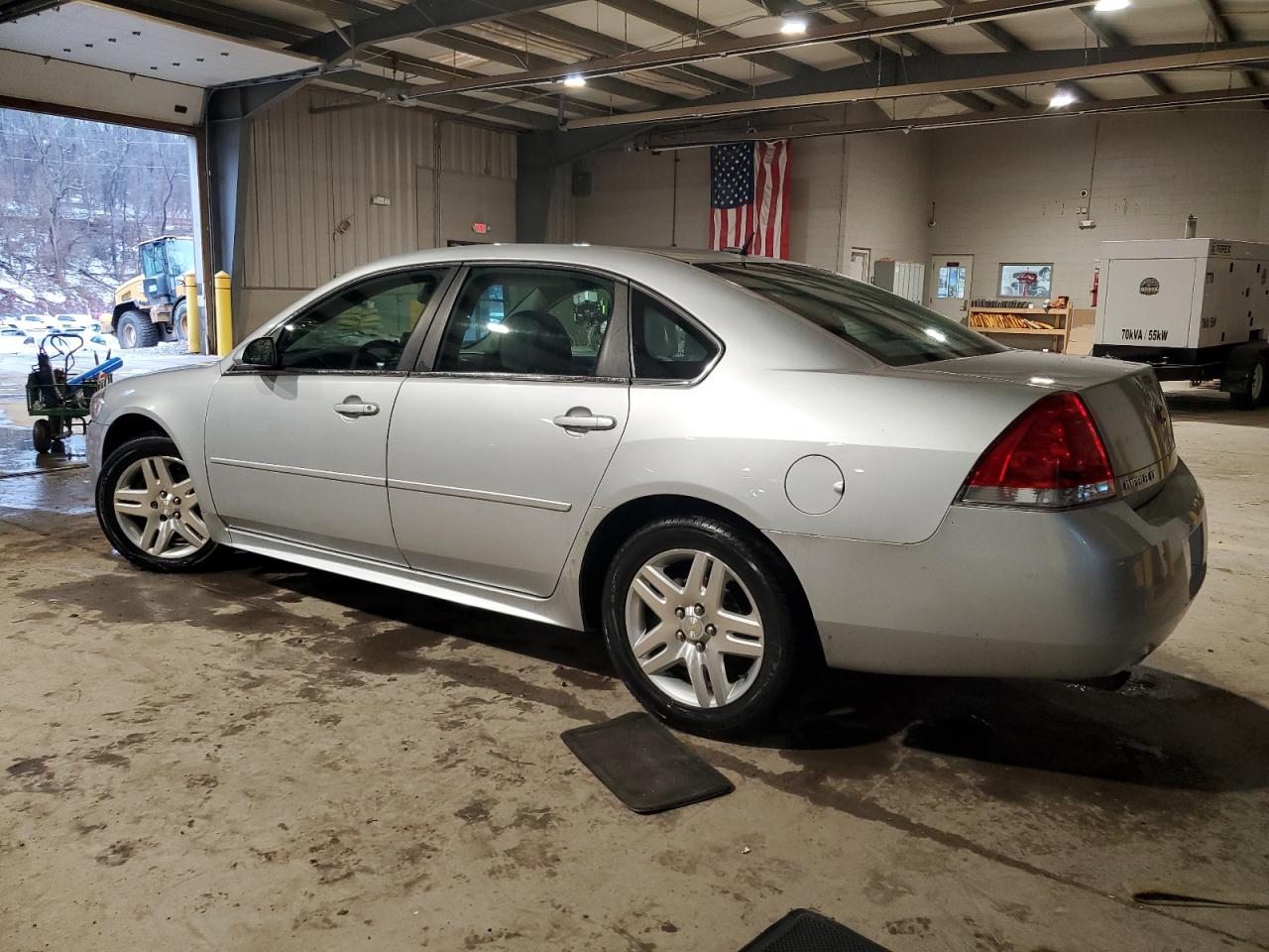 2015 Chevrolet Impala - Image 2