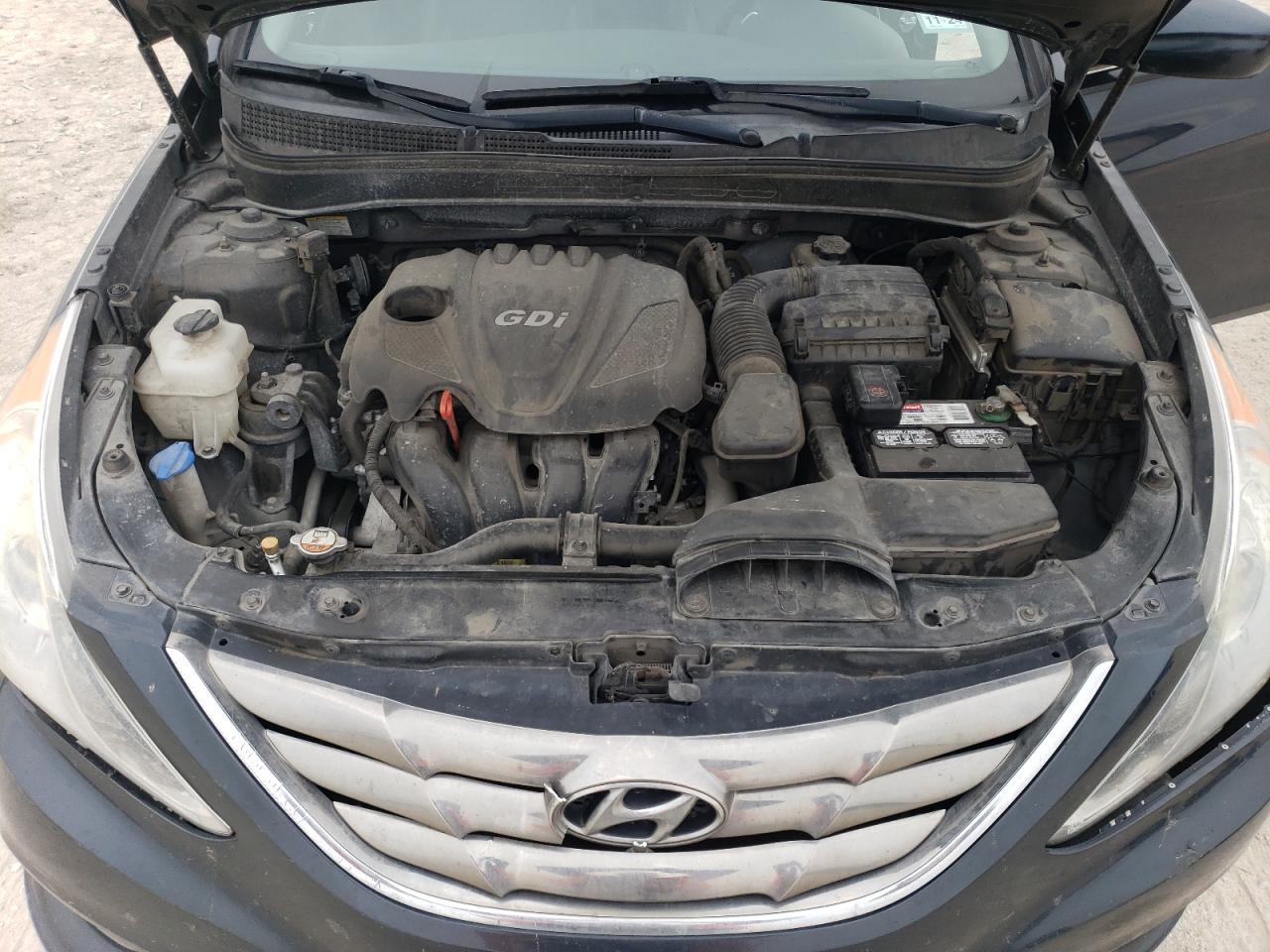 2013 Hyundai Sonata - Image 11