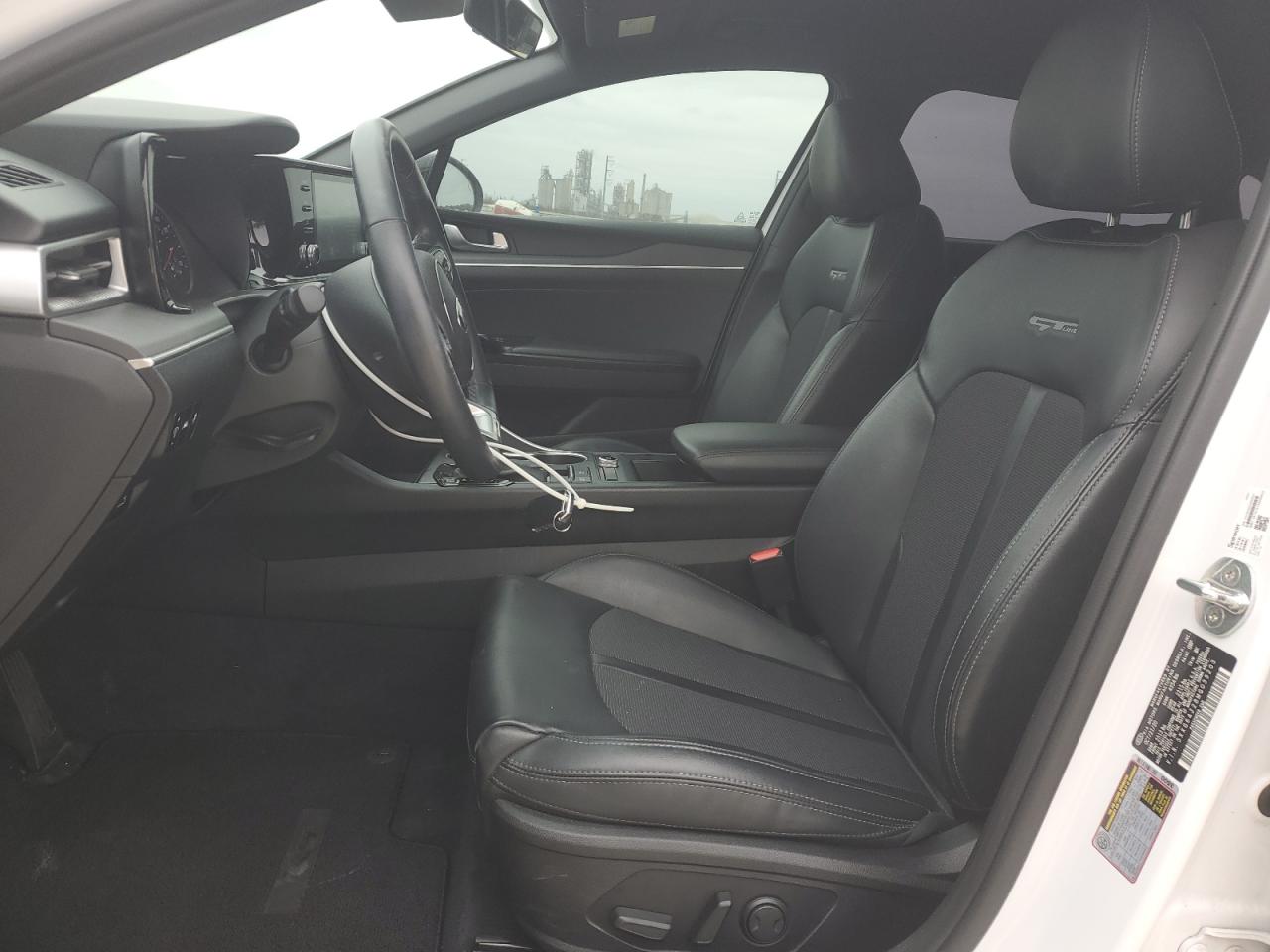 2021 Kia K5 - Image 7