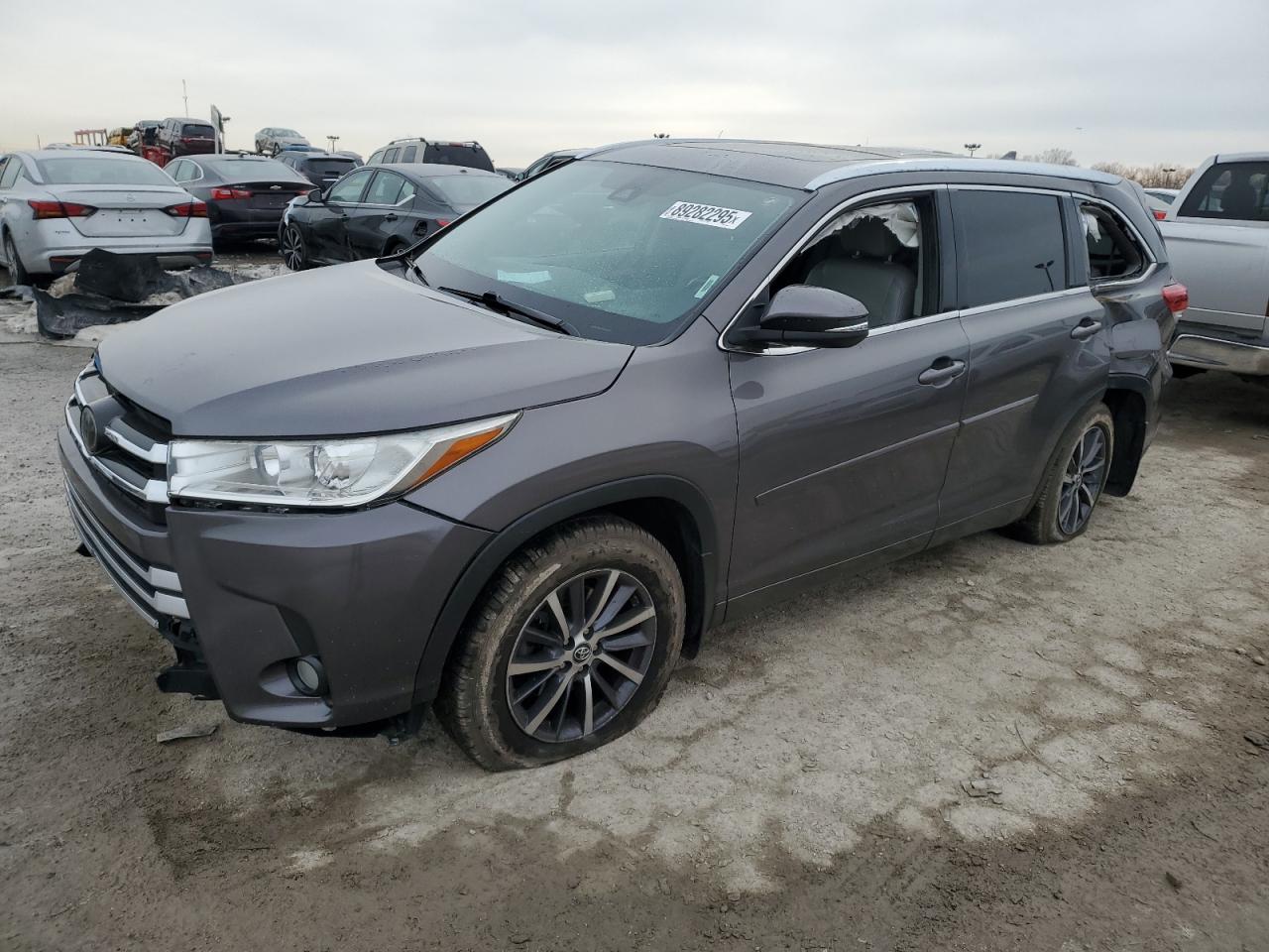 5TDJZRFH0HS442622 TOYOTA HIGHLANDER 2017