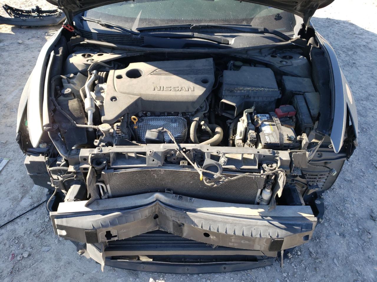 2016 Nissan Altima - Image 11