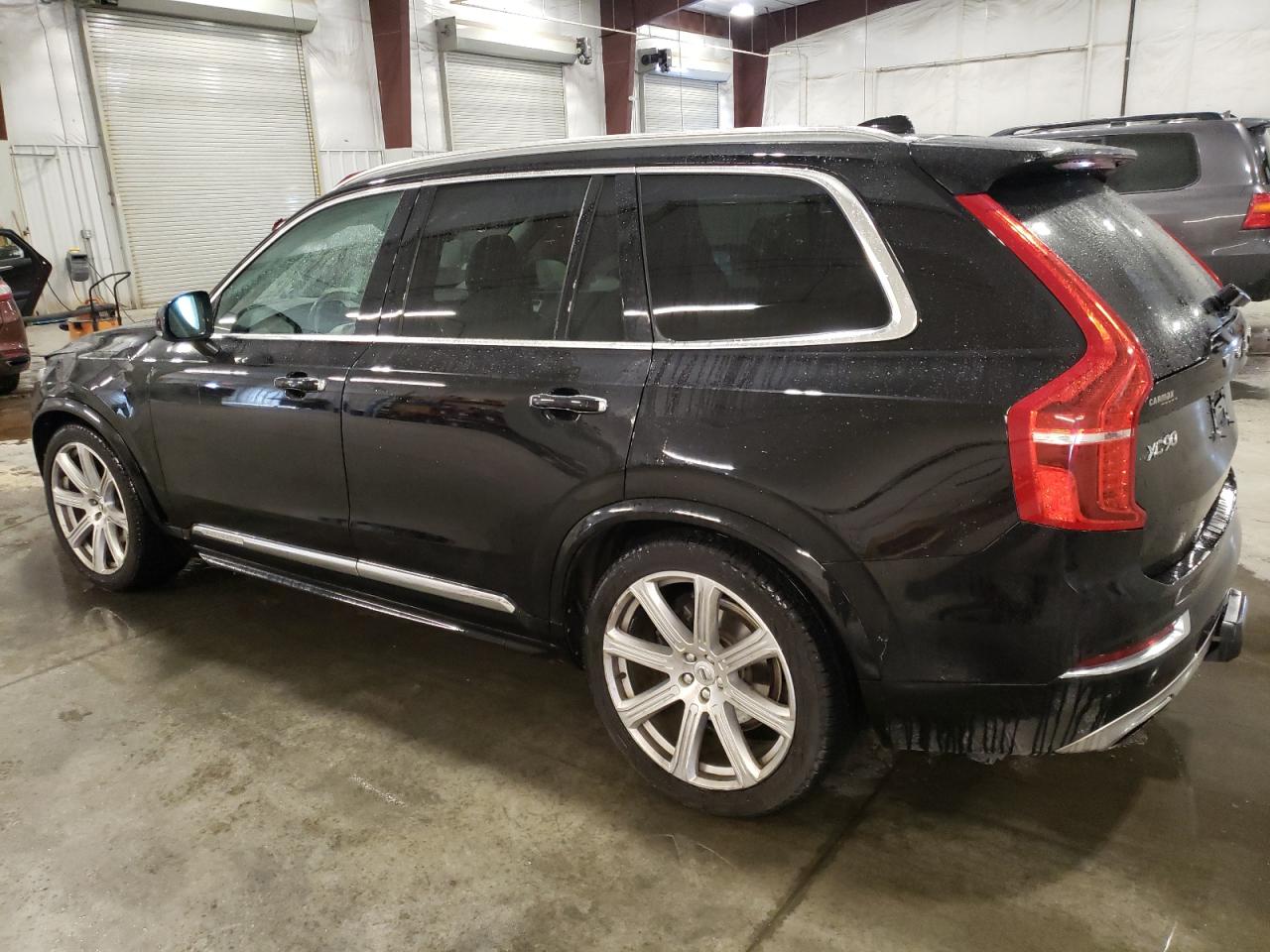 2017 Volvo XC90 - Image 2