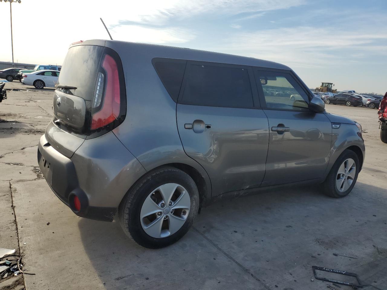 2016 Kia Soul - Image 3