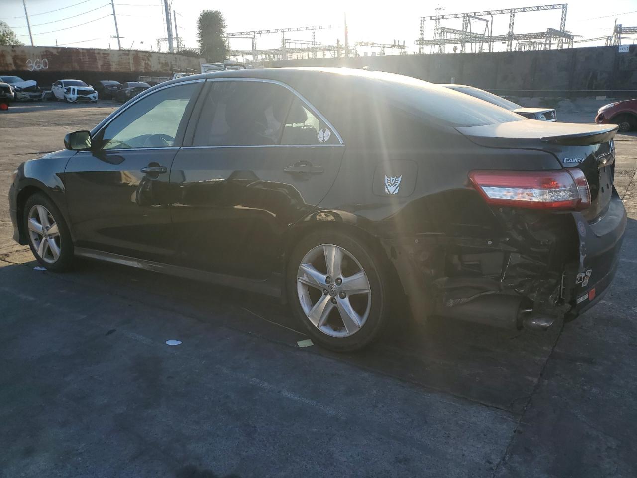2011 Toyota Camry - Image 2