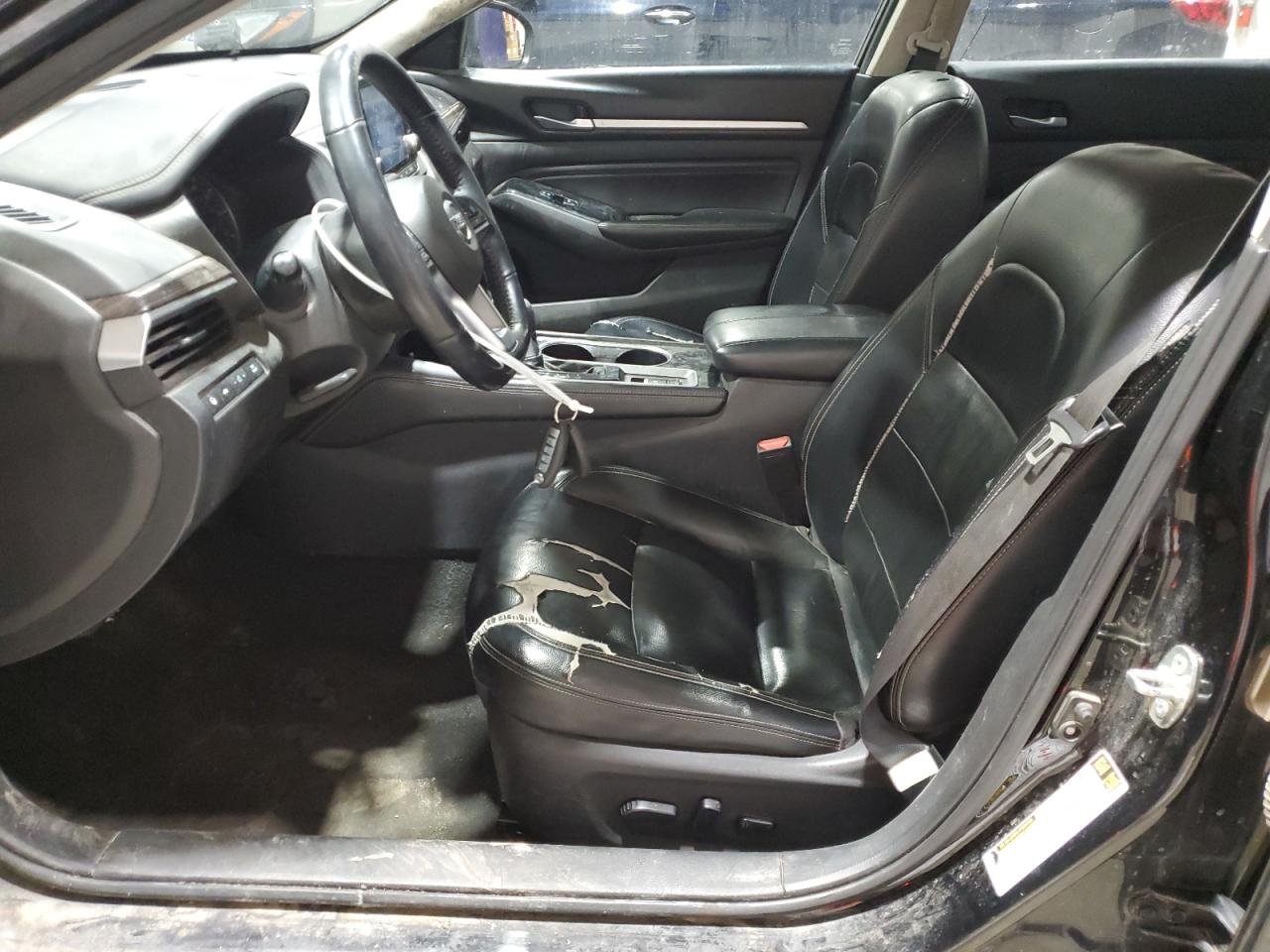 2020 Nissan Altima - Image 7