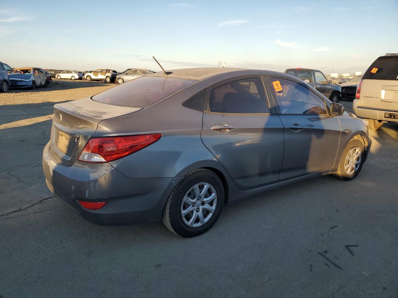 VIN KMHCT4AE7DU521099 2013 HYUNDAI ACCENT no.3