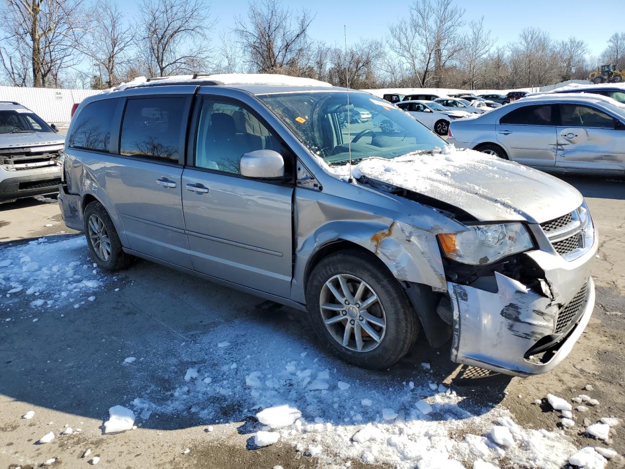 2015 Dodge Caravan - Image 4