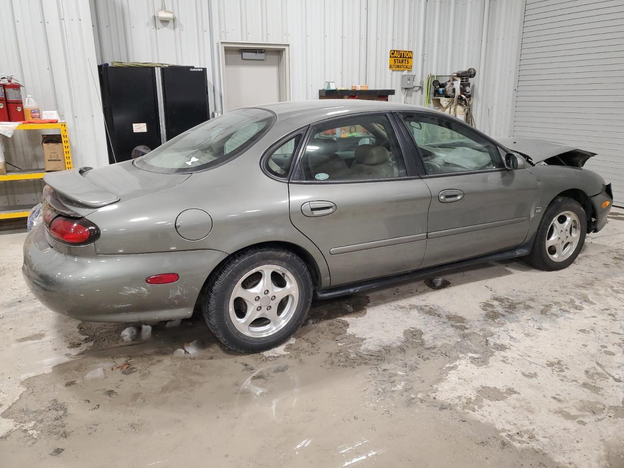 1999 Ford Taurus - Image 3