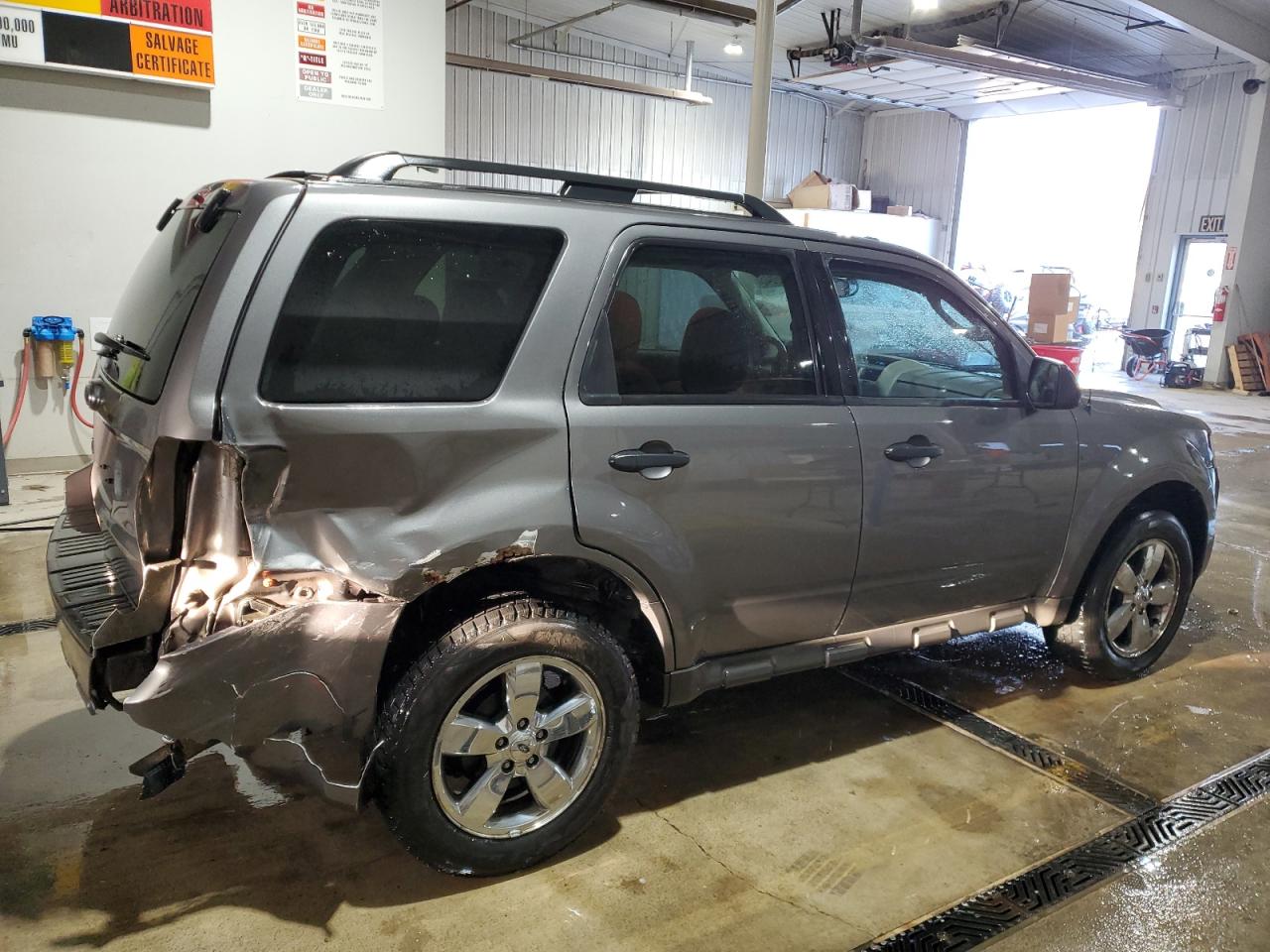 2011 Ford Escape - Image 3