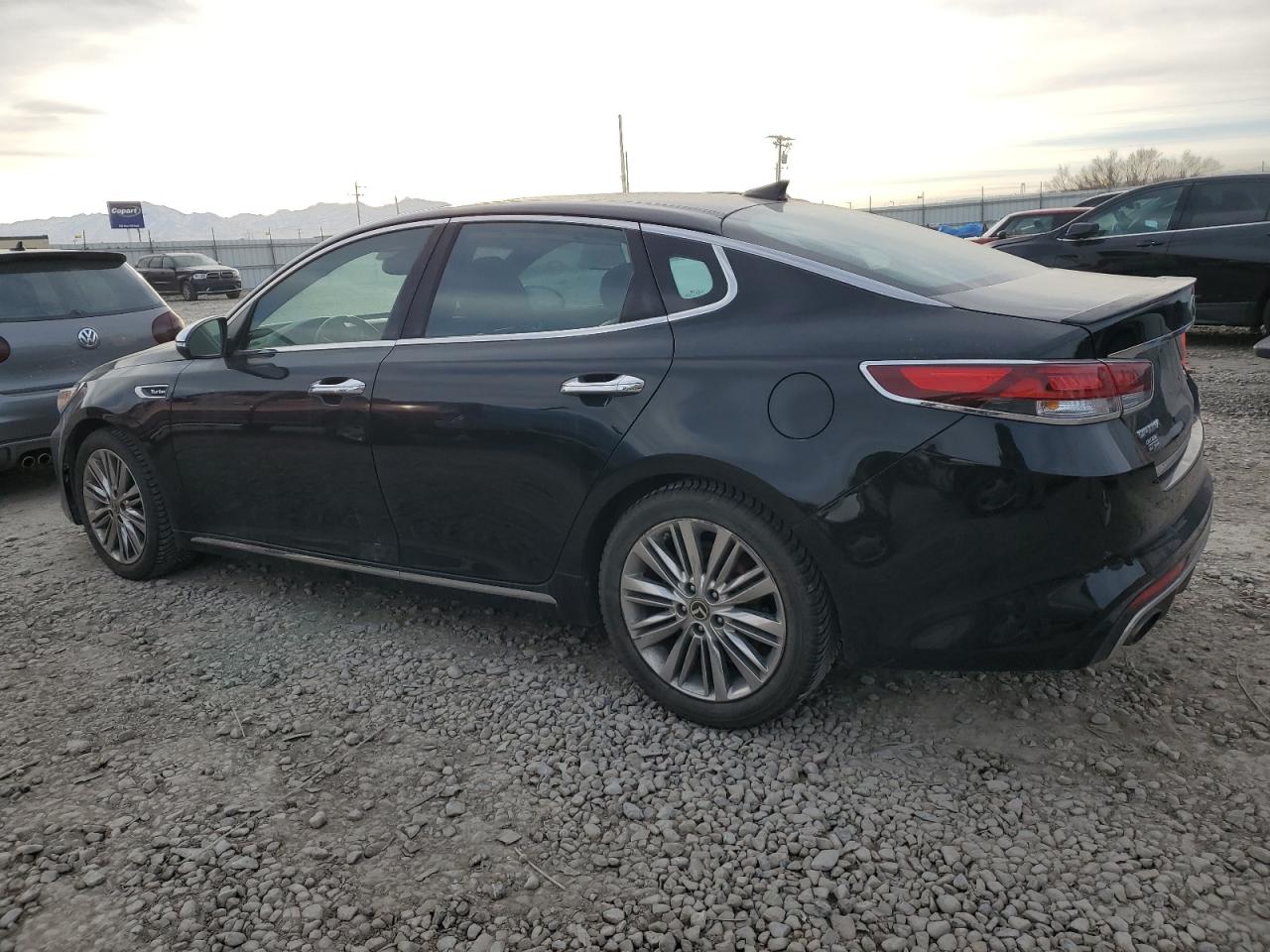 VIN 5XXGV4L23GG087812 2016 KIA OPTIMA no.2