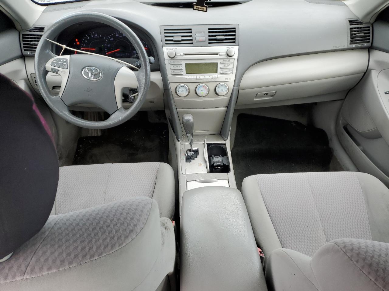 2011 Toyota Camry - Image 8