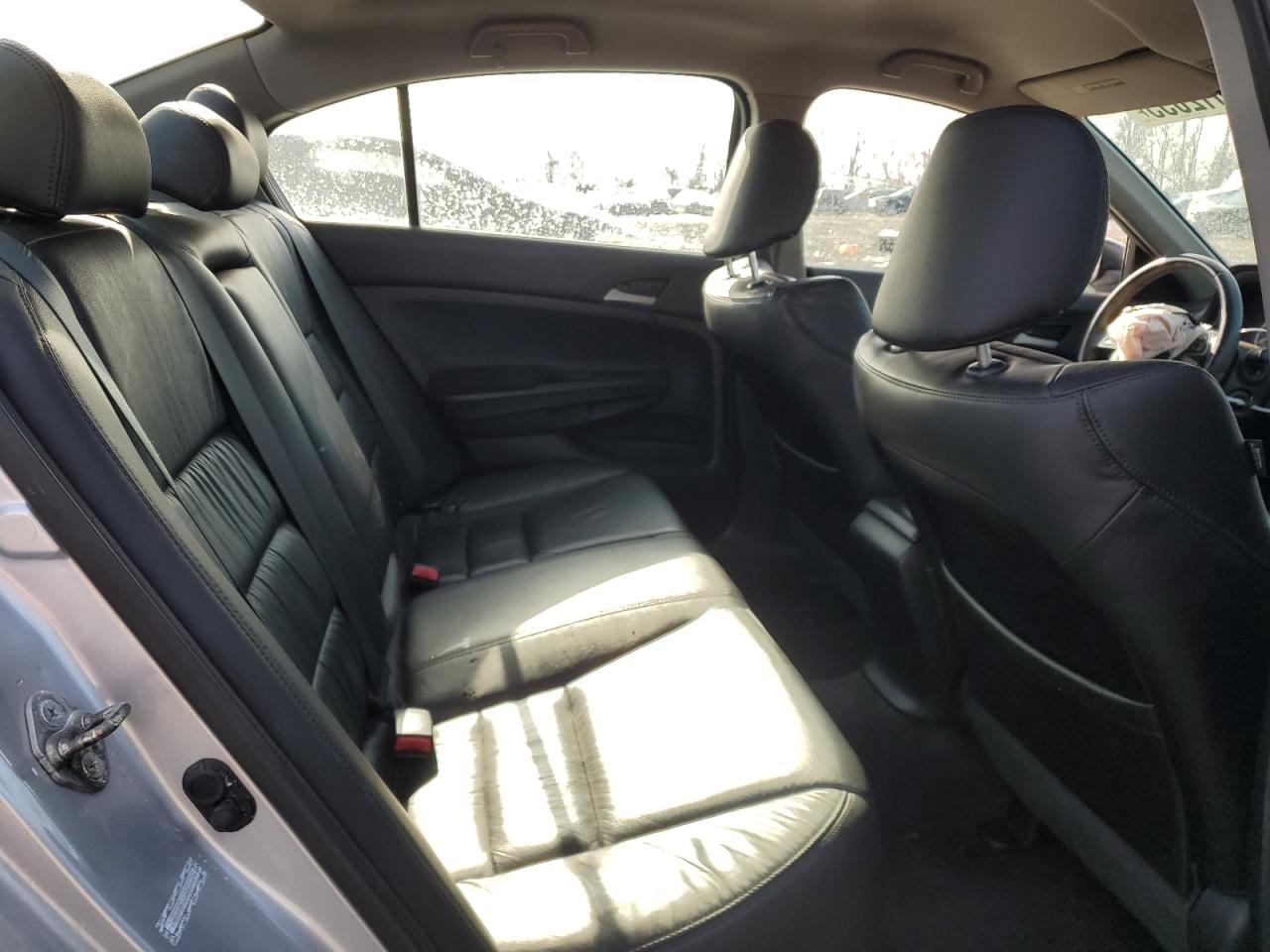 2011 Honda Accord - Image 11