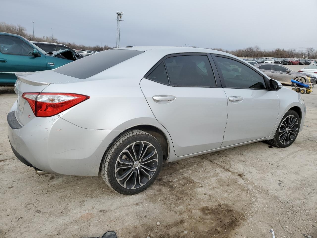 2015 Toyota Corolla - Image 3