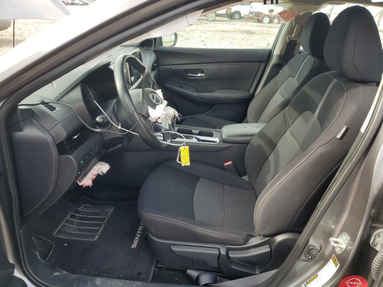 2022 Nissan Sentra - Image 7