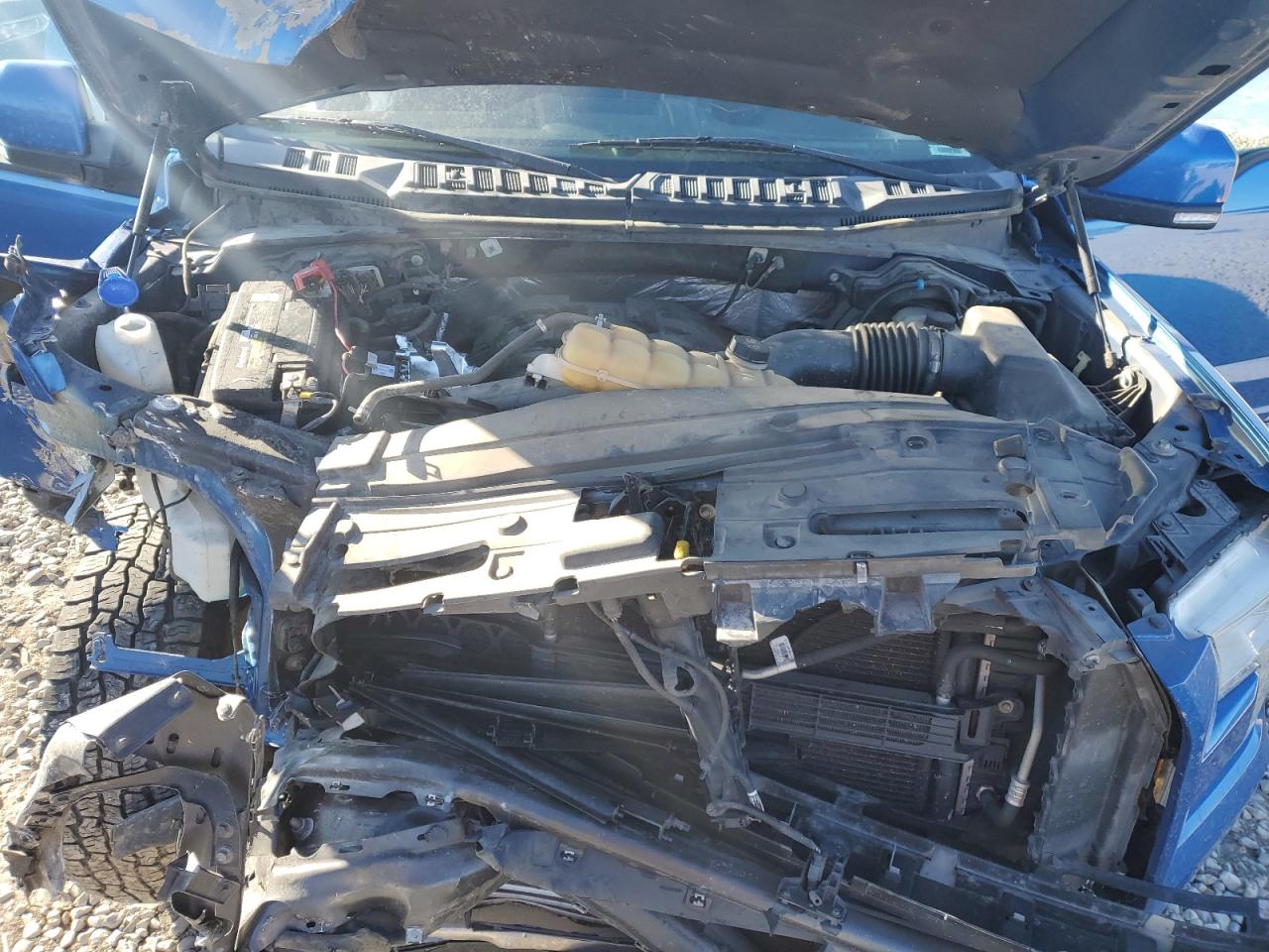 2015 Ford F-150 - Image 12
