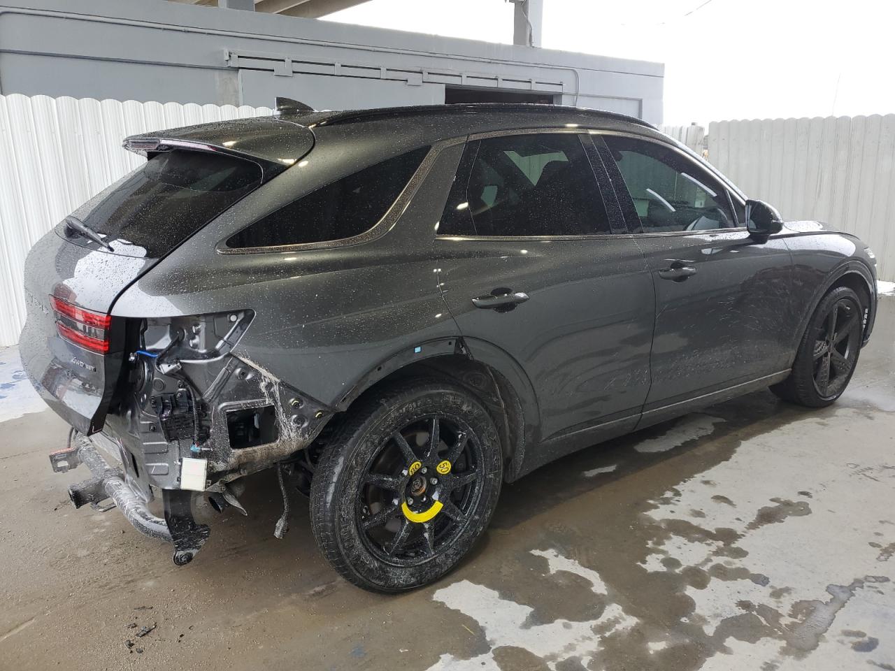 2024 Genesis GV70 - Image 3