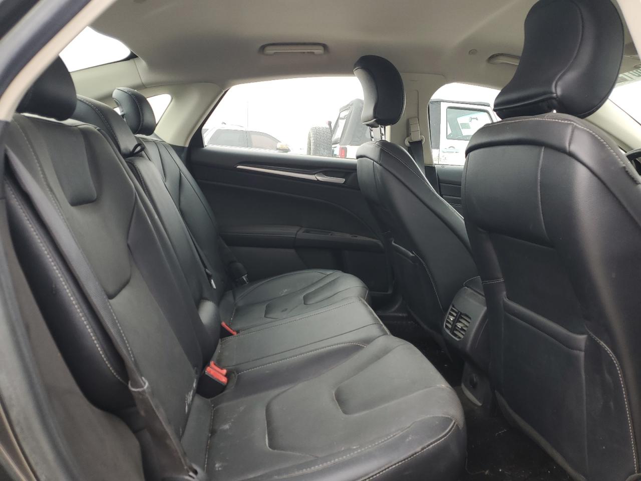 2019 Ford Fusion - Image 10