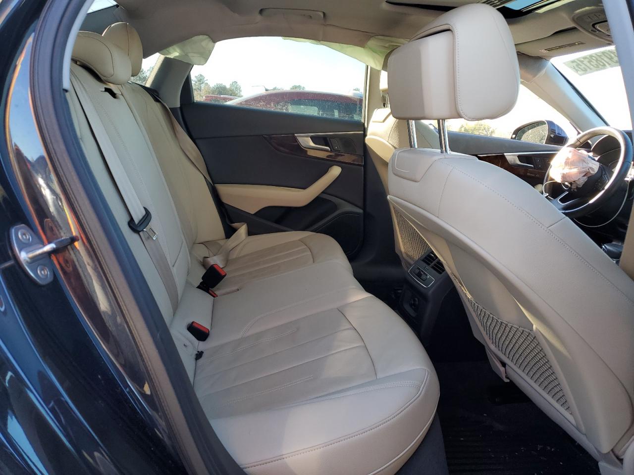 2017 Audi A4 - Image 10