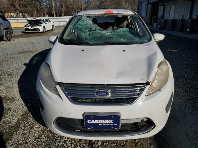  FORD FIESTA 2012 Белы
