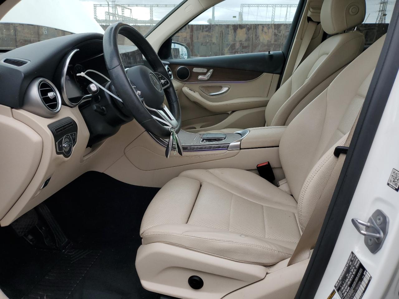 2020 Mercedes-Benz GLC - Image 7