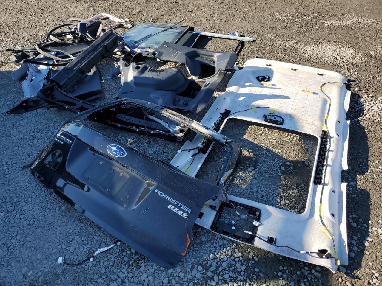 2014 Subaru Forester - Image 13