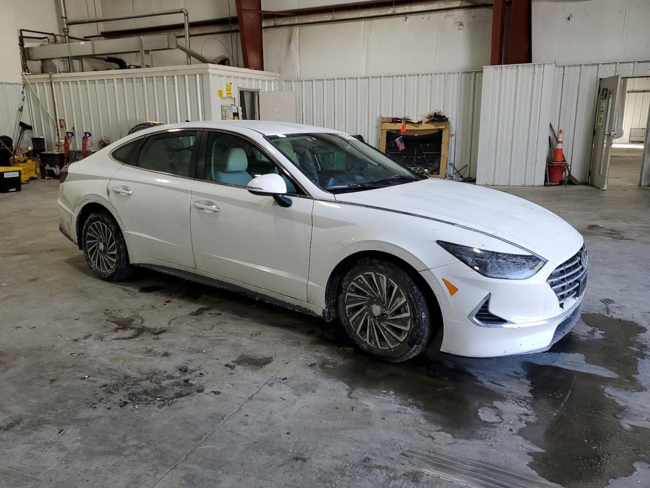 2023 Hyundai Sonata - Image 4