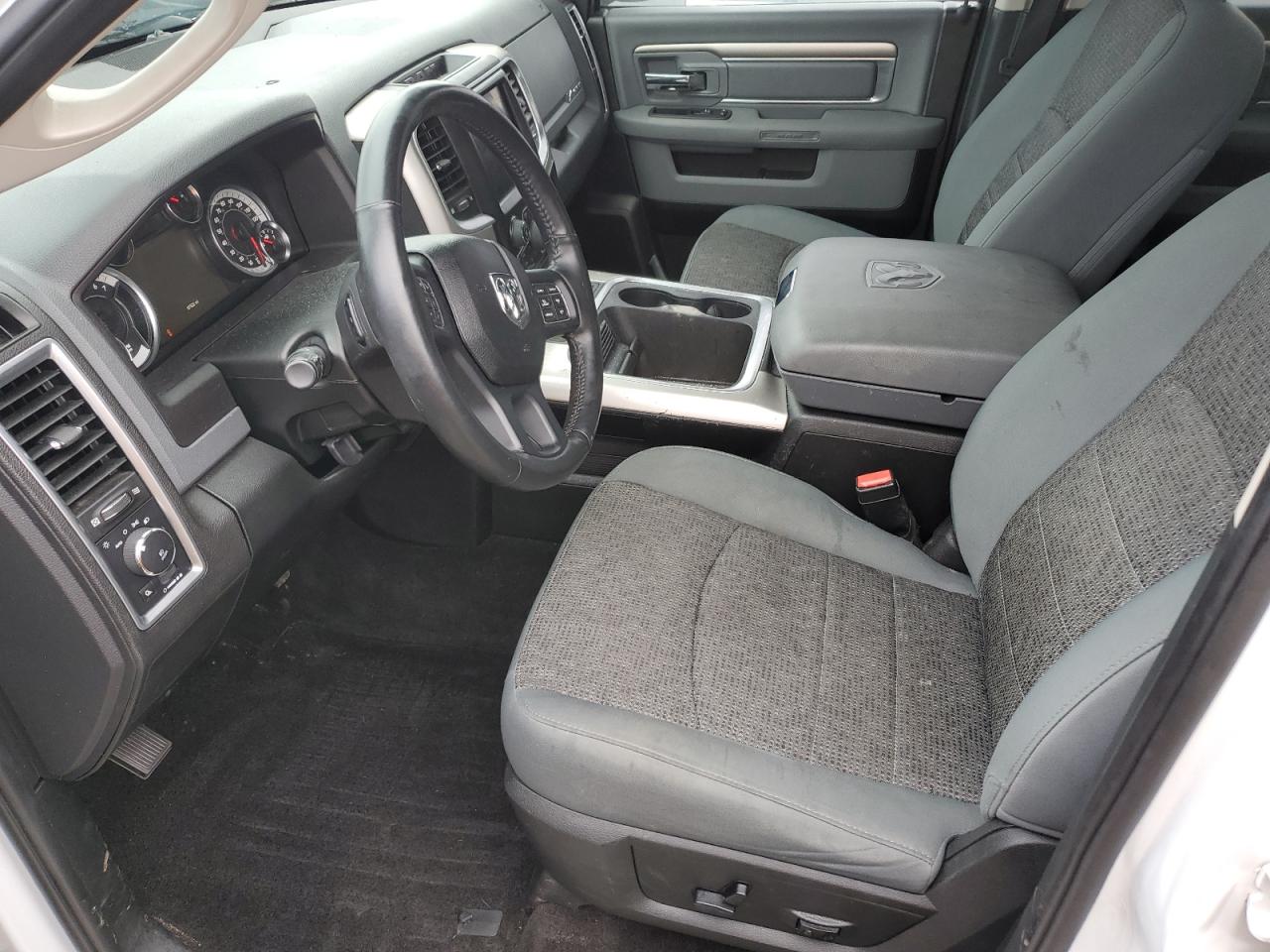 2018 RAM 1500 - Image 7