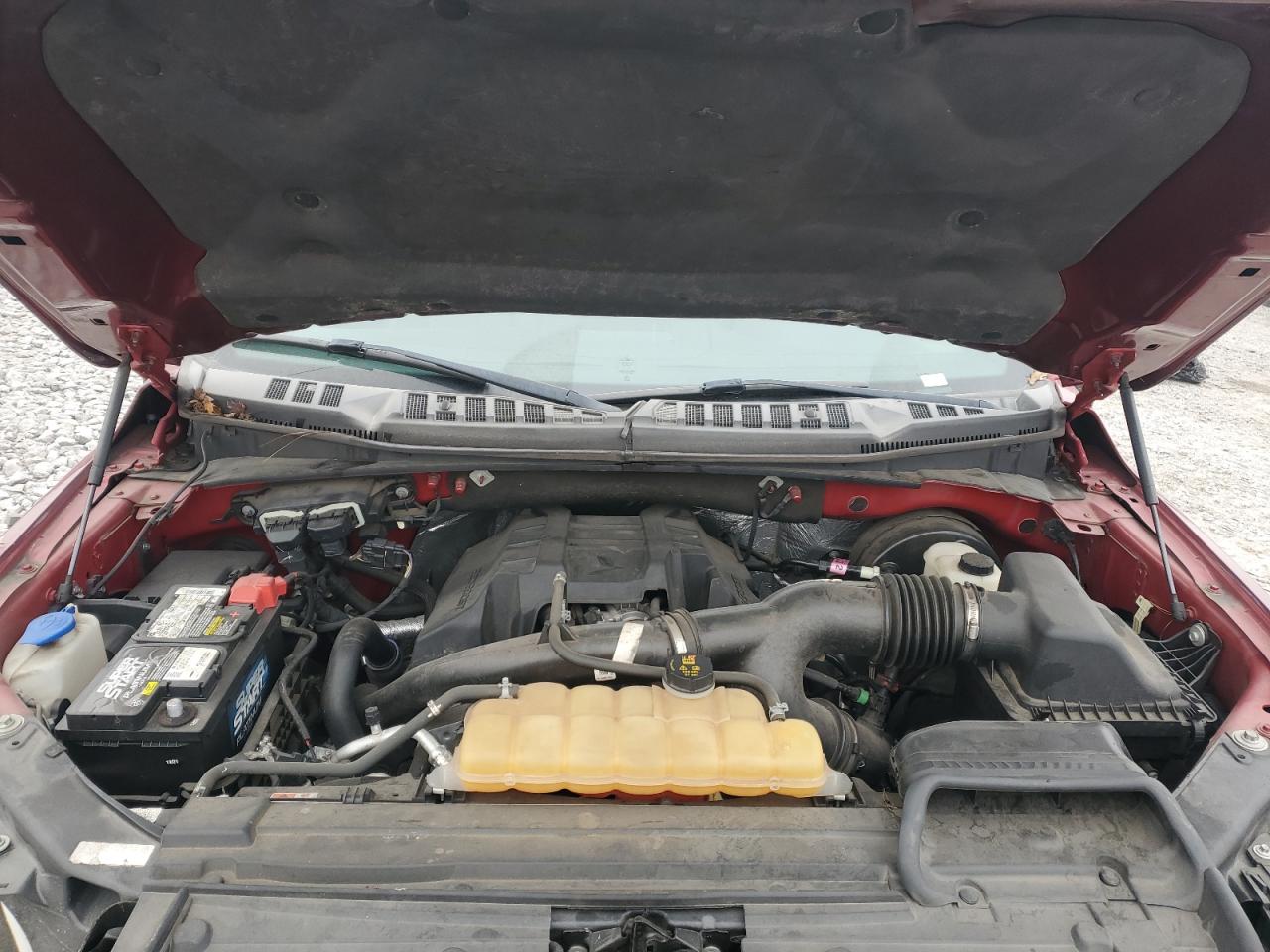 2015 Ford F-150 - Image 12