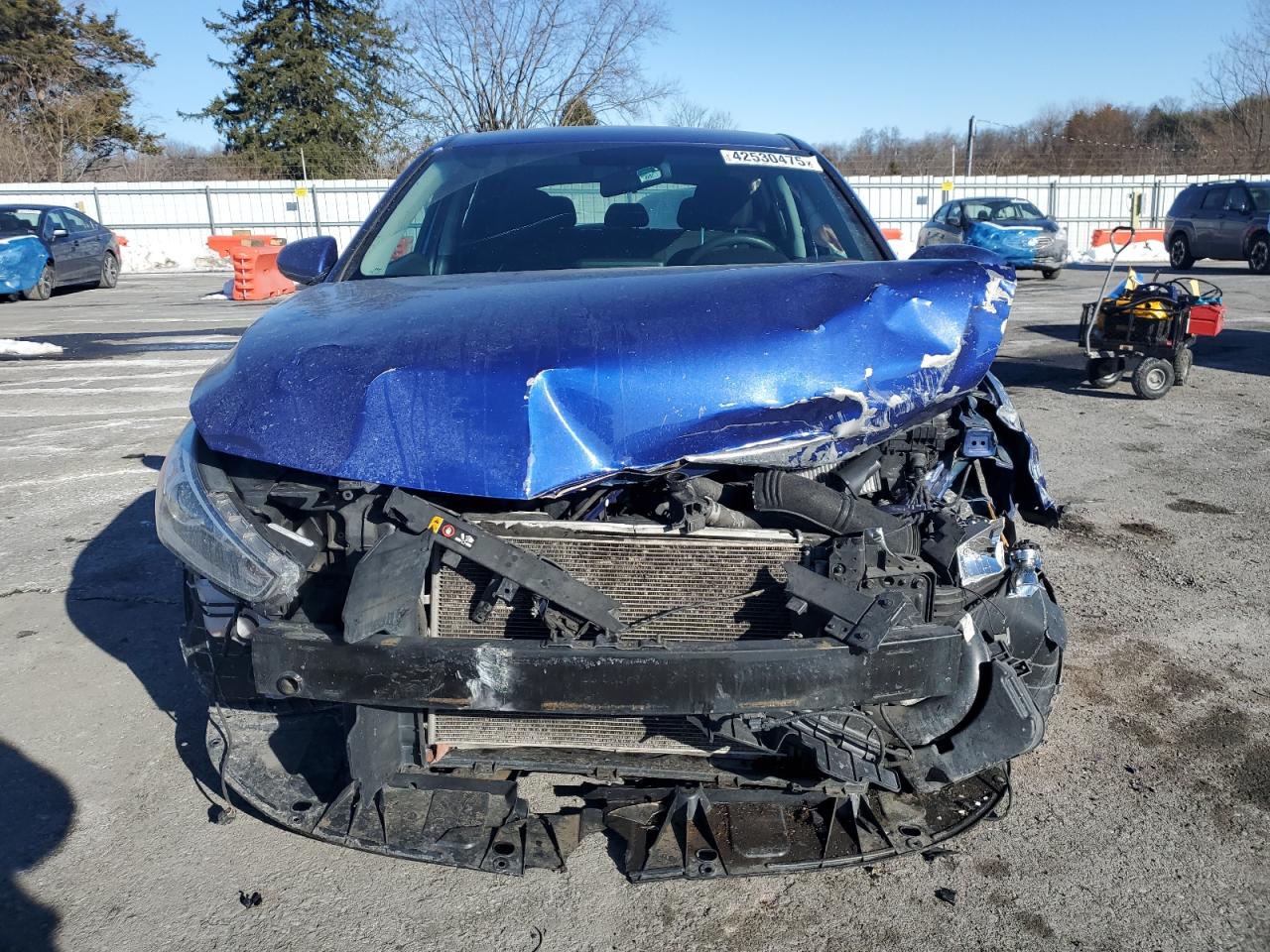 2019 Hyundai Elantra - Image 5