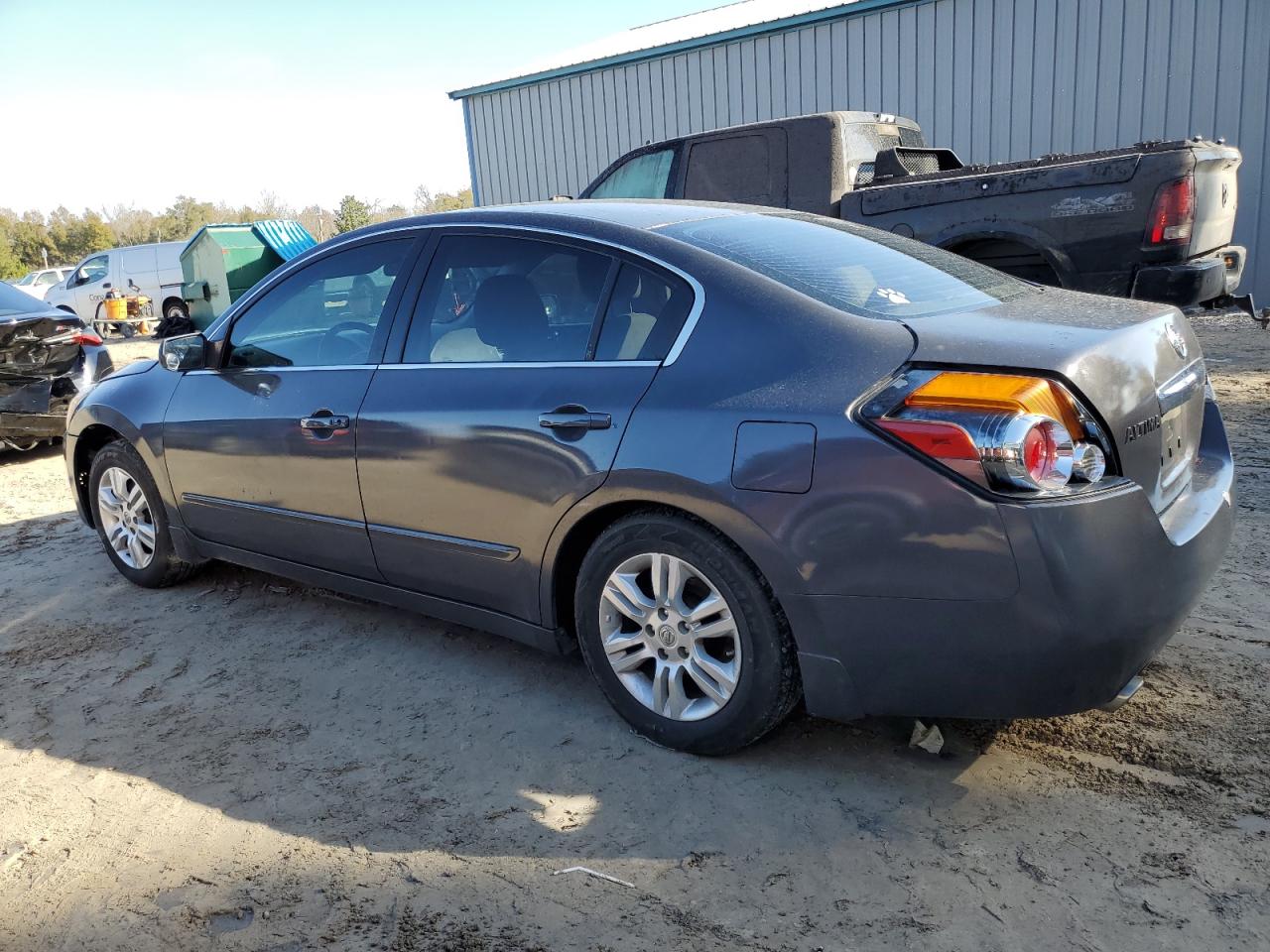 2012 Nissan Altima - Image 2