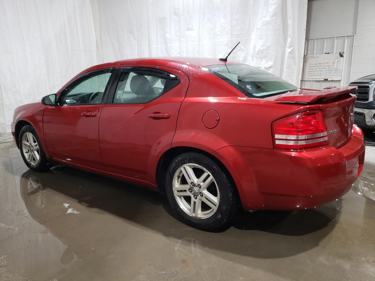 2009 Dodge Avenger - Image 2
