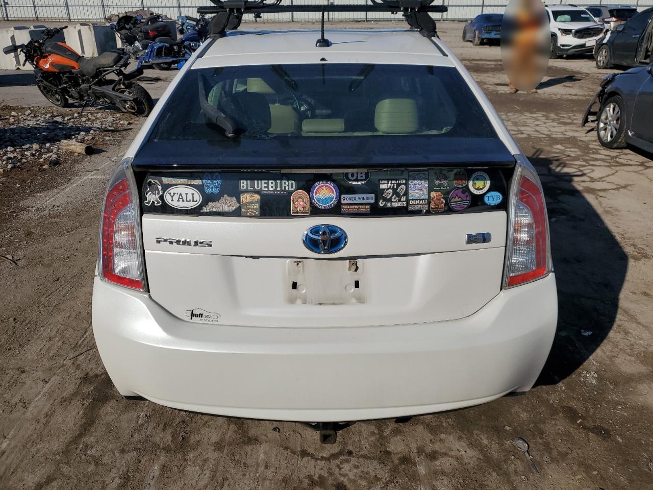 2013 Toyota Prius - Image 6