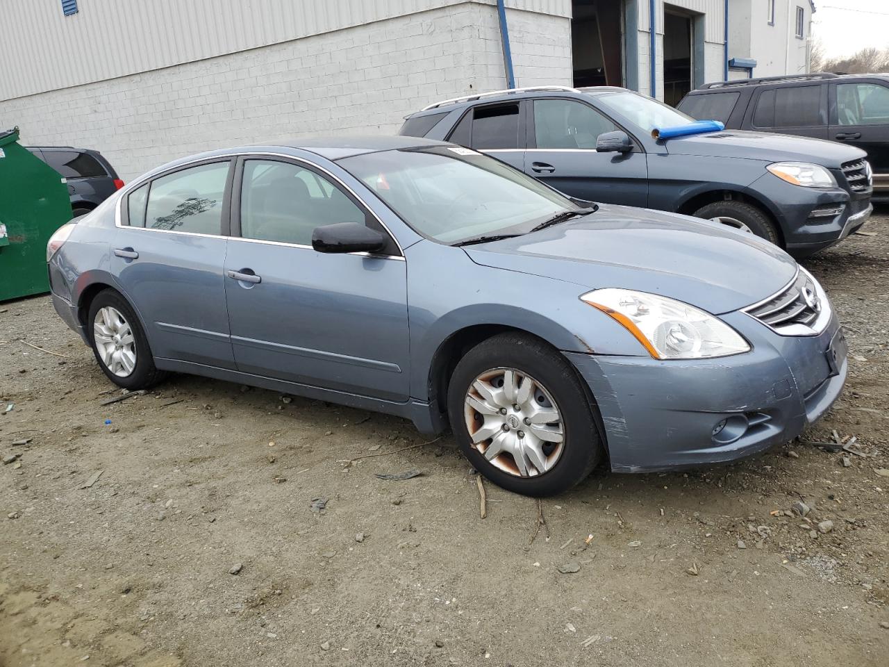 2010 Nissan Altima - Image 4