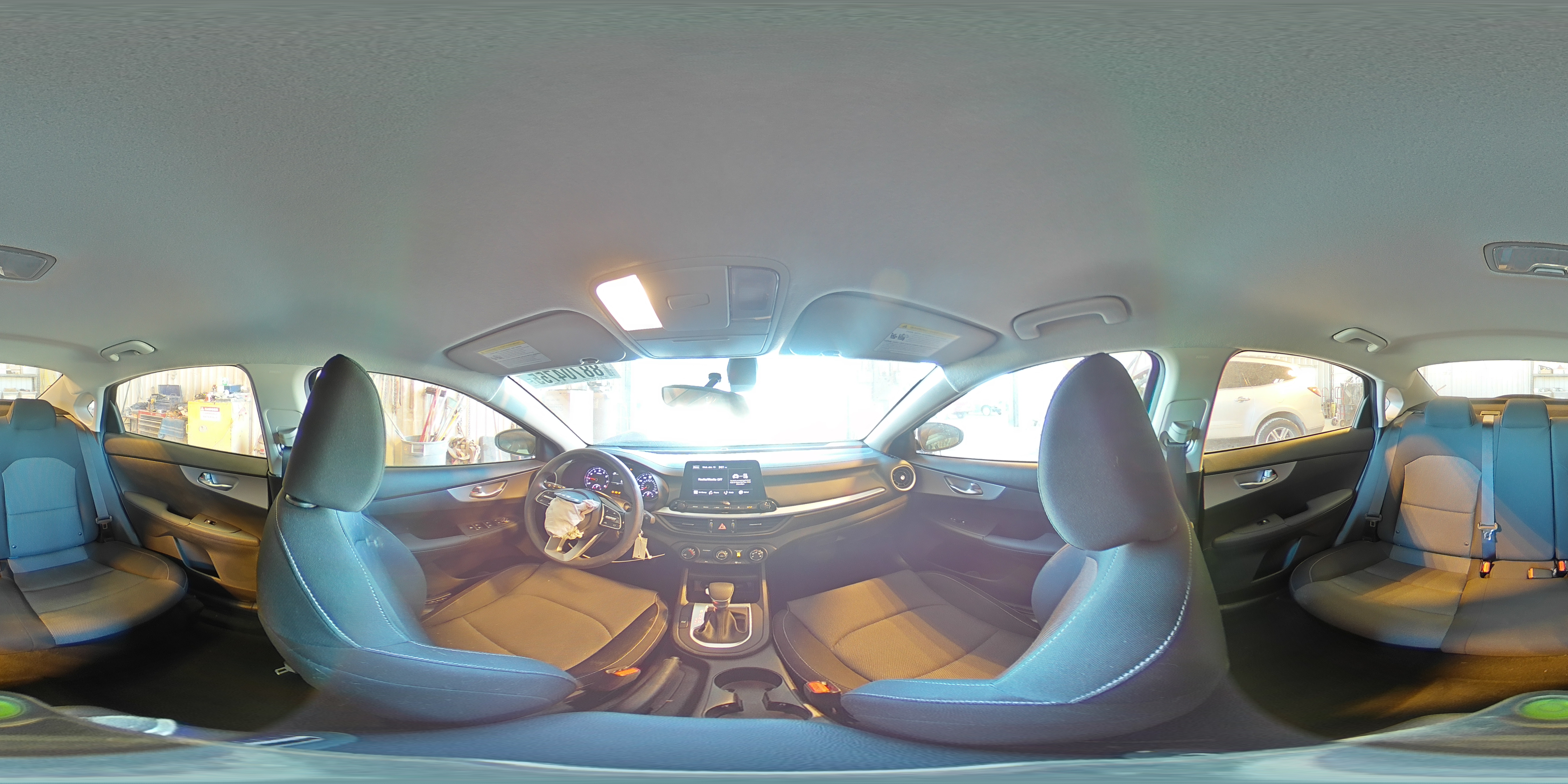 2024 Kia Forte - Image 13