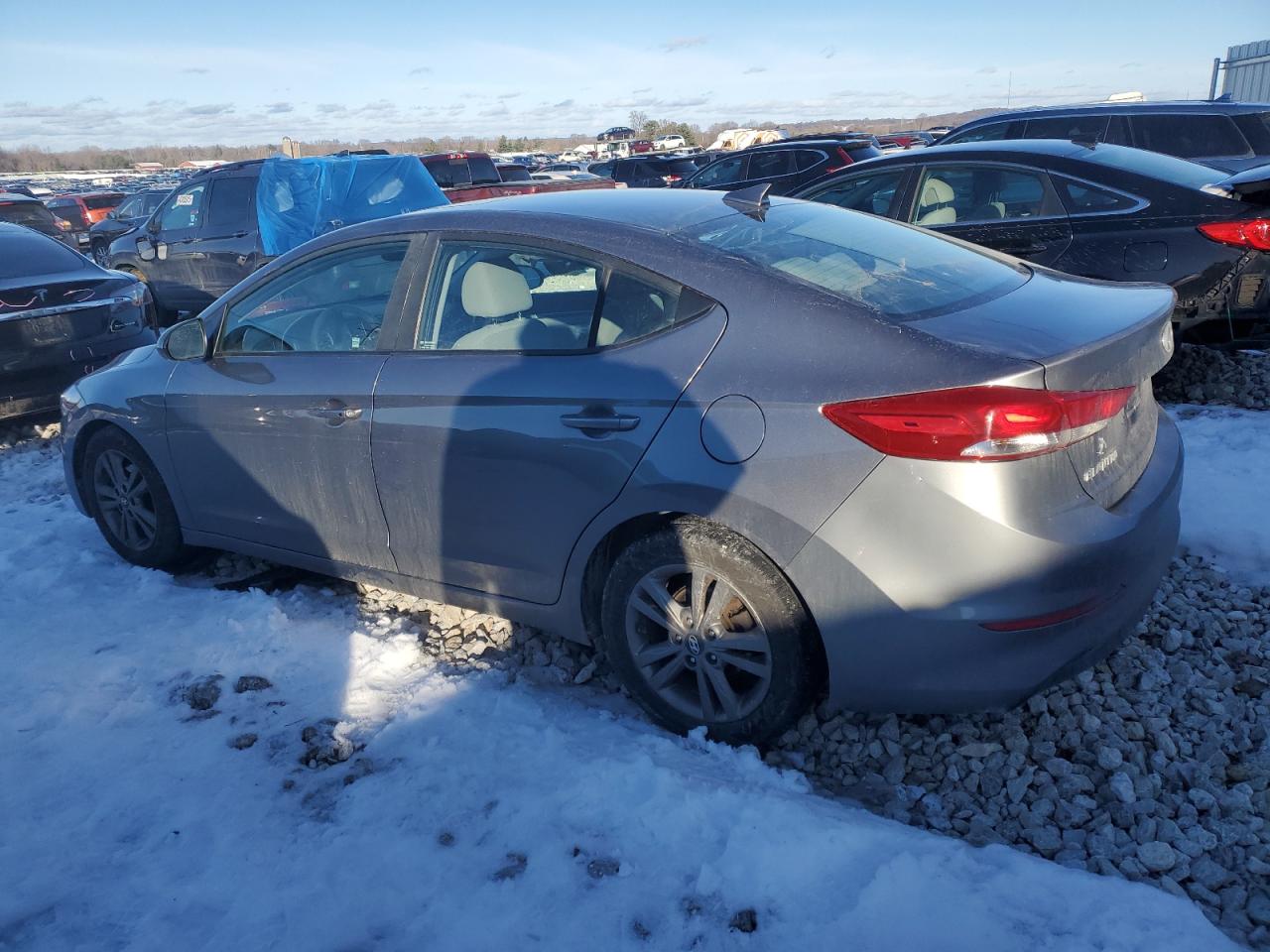 2018 Hyundai Elantra - Image 2