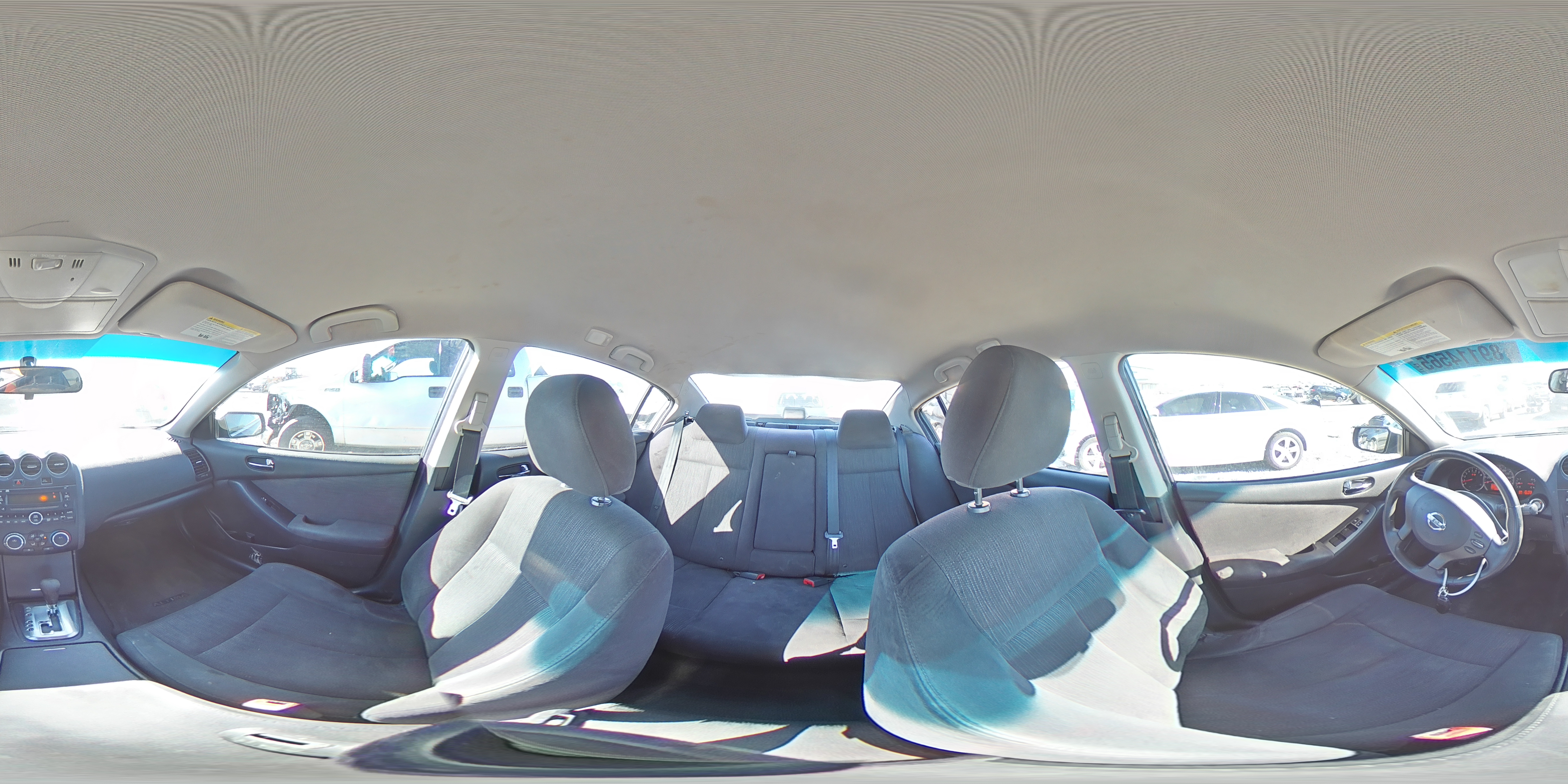 2012 Nissan Altima - Image 12