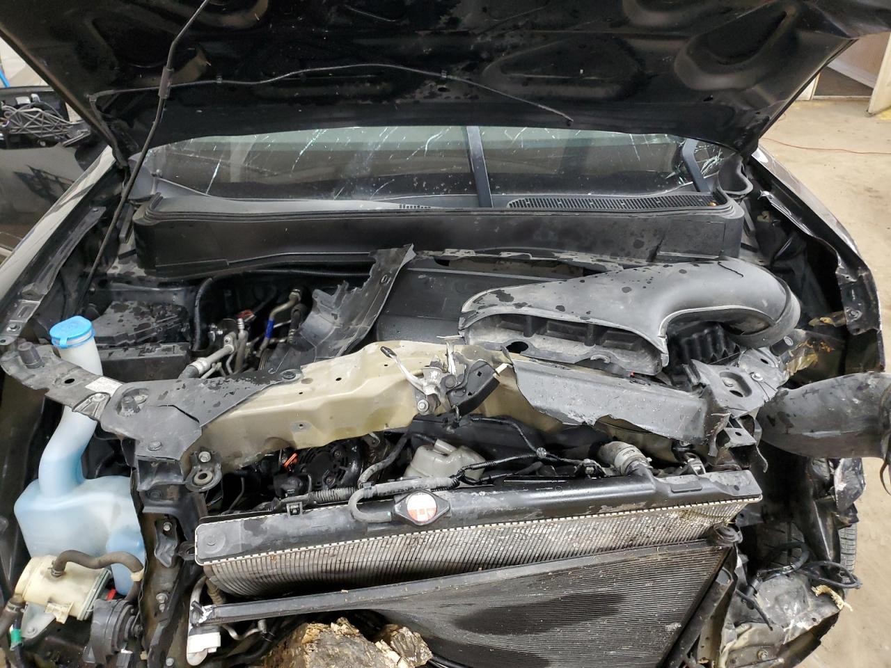 2015 Honda Pilot - Image 13