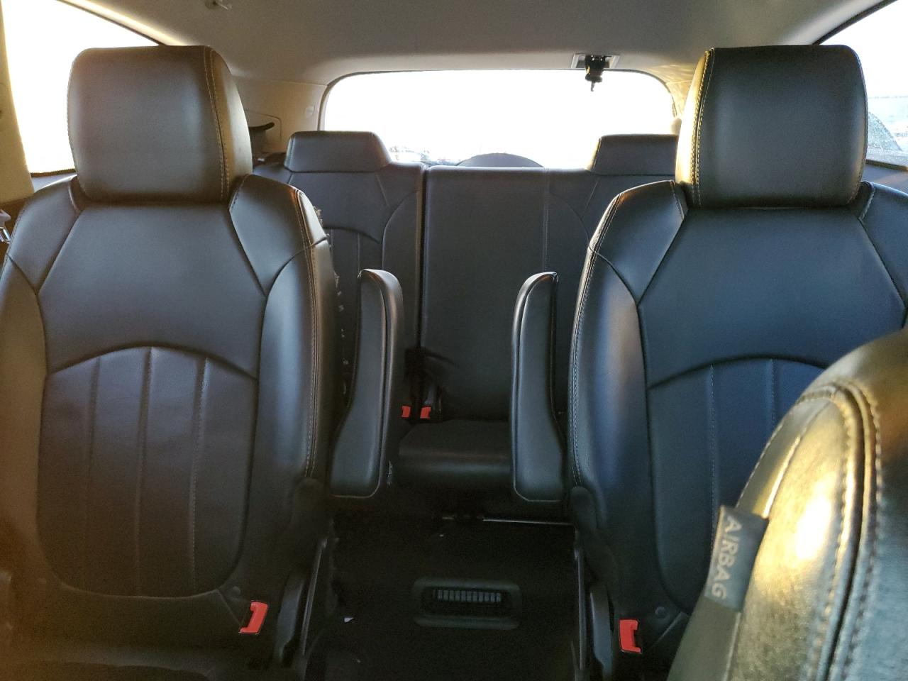 2016 Buick Enclave - Image 10