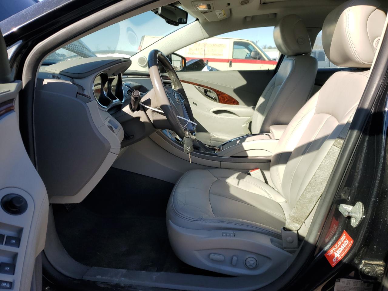 2011 Buick LaCrosse - Image 7