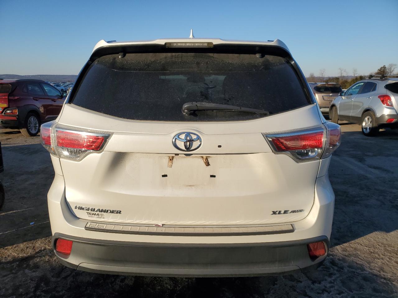 2016 Toyota Highlander Xle VIN: 5TDJKRFH6GS255324 Lot: 41500695