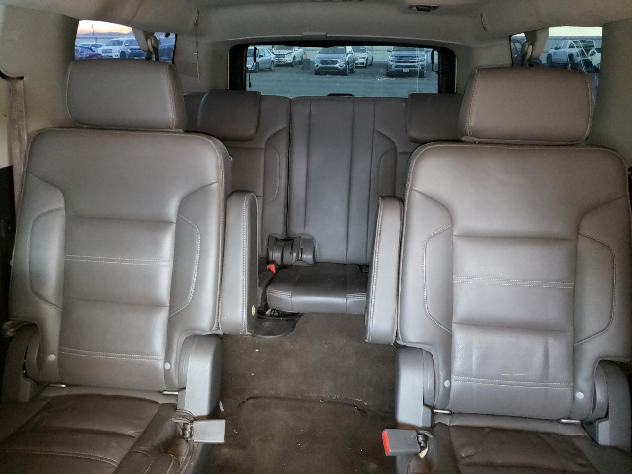 2015 GMC Yukon - Image 10