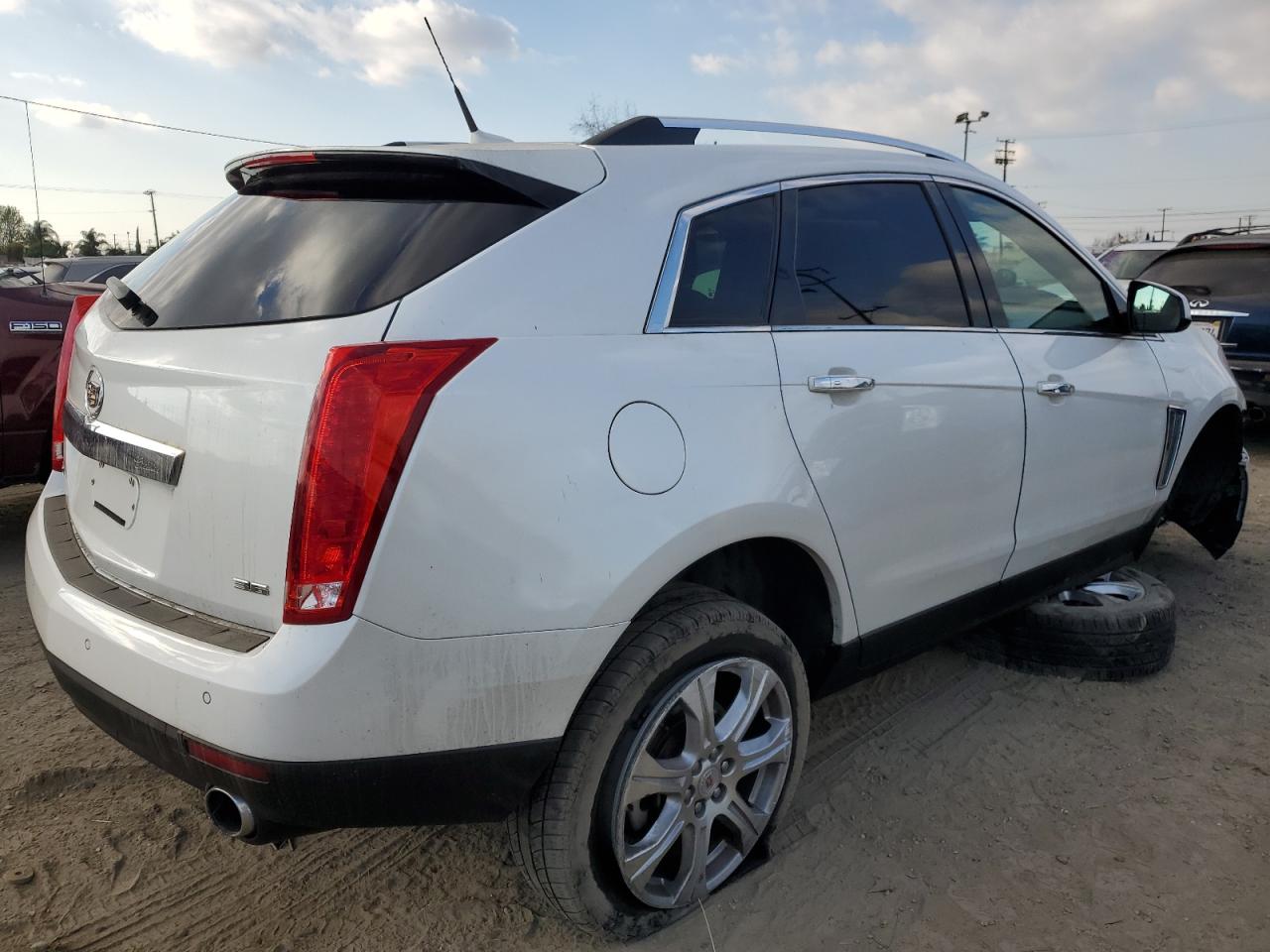 2014 Cadillac SRX - Image 3