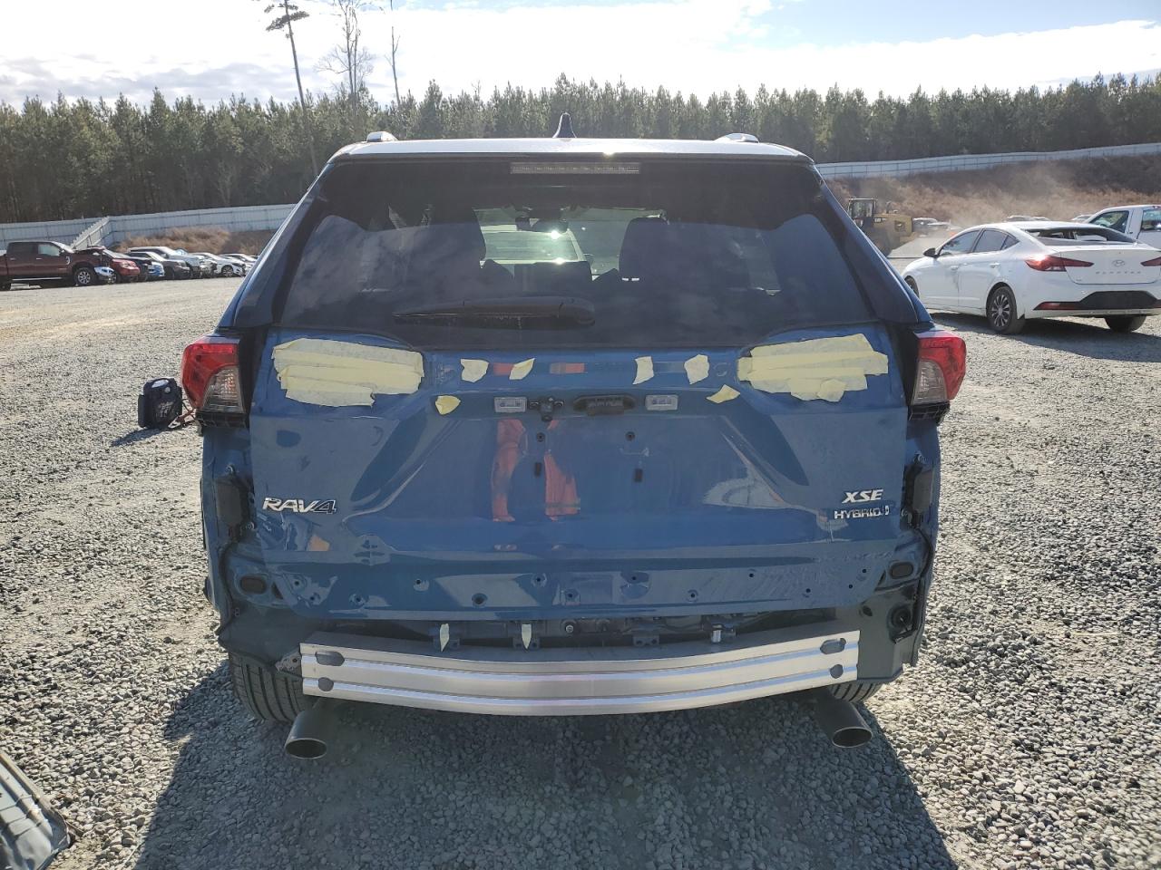 4T3E6RFV1RU143396 TOYOTA RAV4 2024