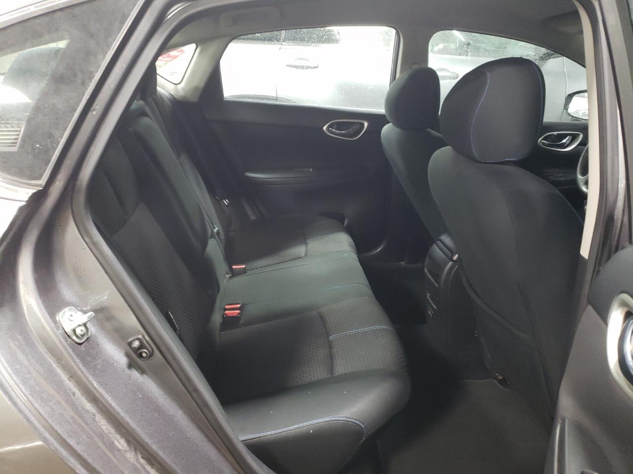 2019 Nissan Sentra - Image 10
