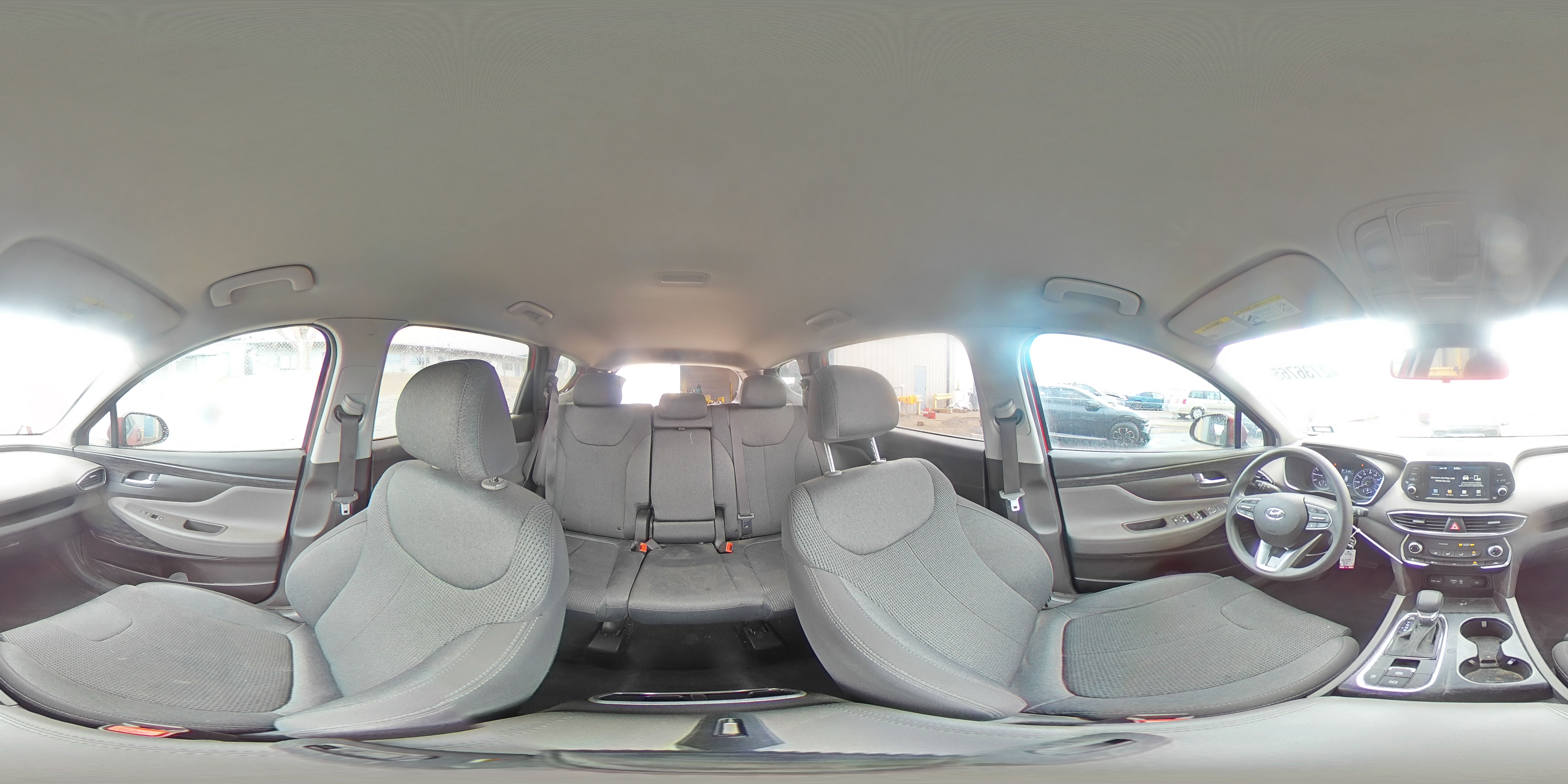 2020 Hyundai Santa Fe - Image 15