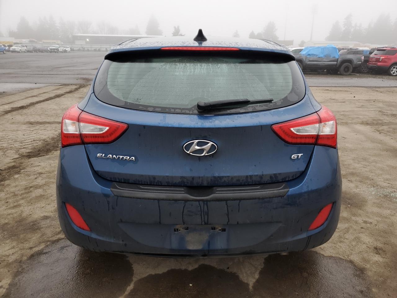 2016 Hyundai Elantra - Image 6