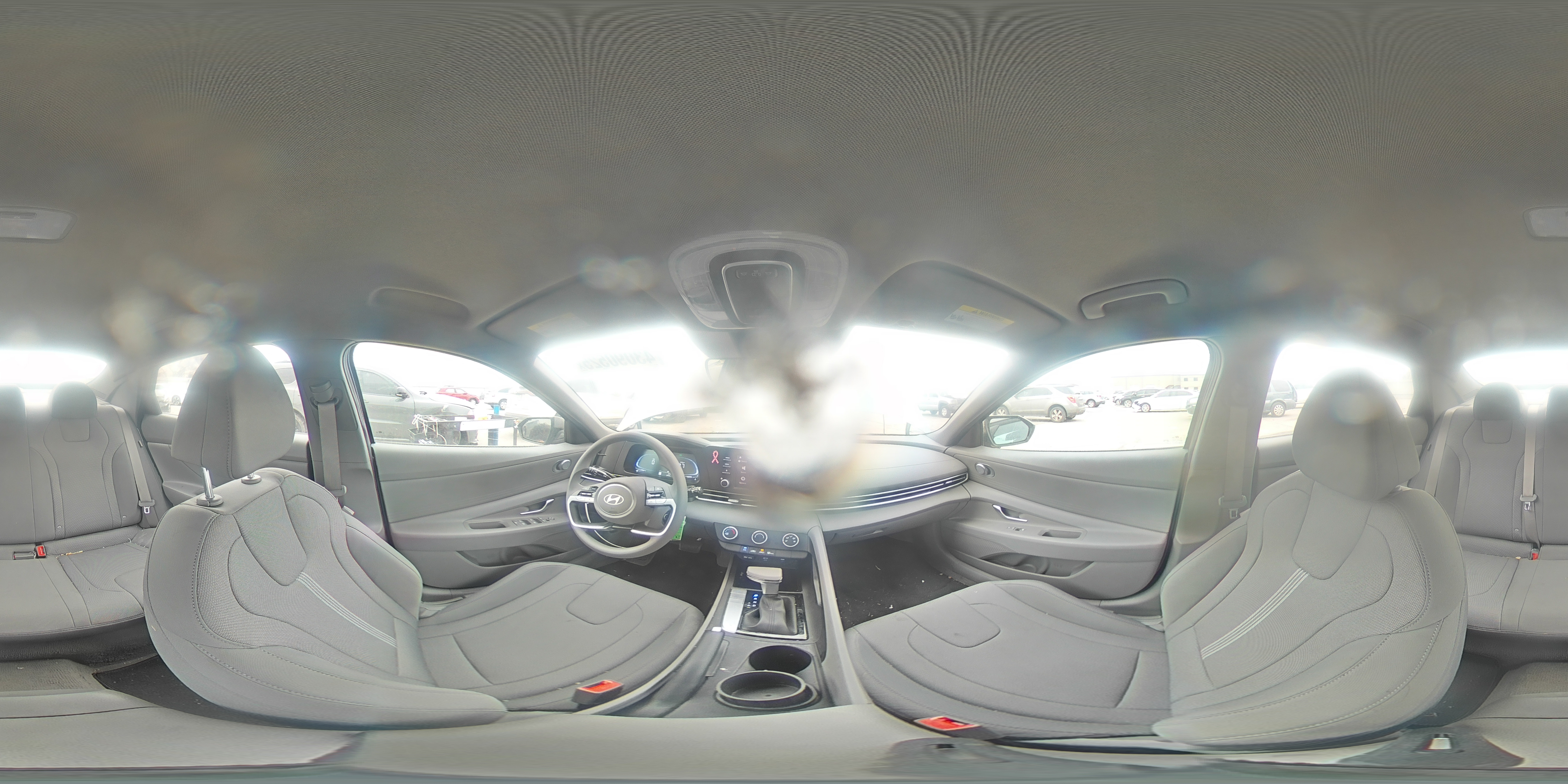 2024 Hyundai Elantra - Image 13
