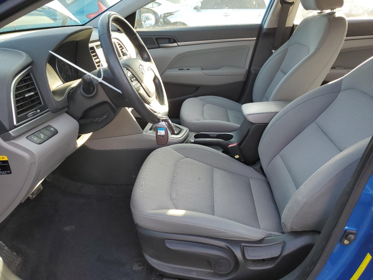 2017 Hyundai Elantra - Image 7
