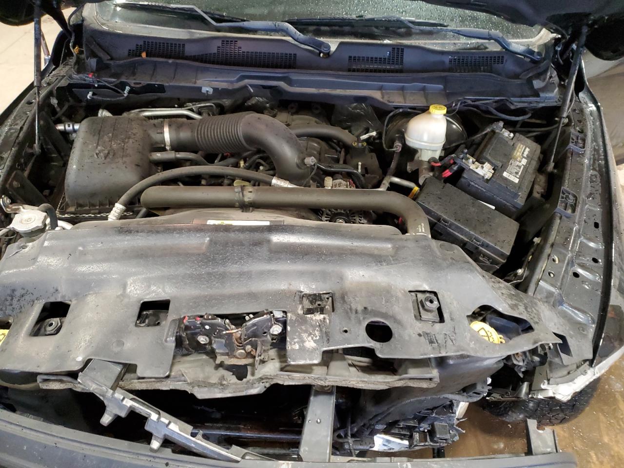 2016 RAM 1500 - Image 11
