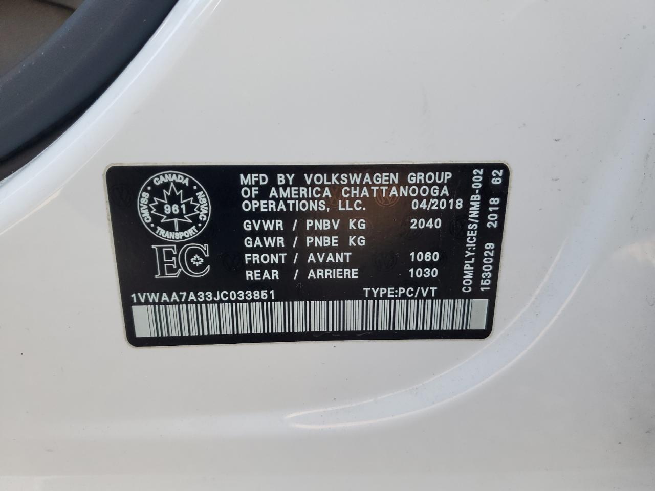 2018 Volkswagen Passat - Image 12